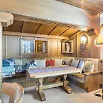 Maxls Stubn * マリア・アルム・アム・シュタイナーネン・メアー